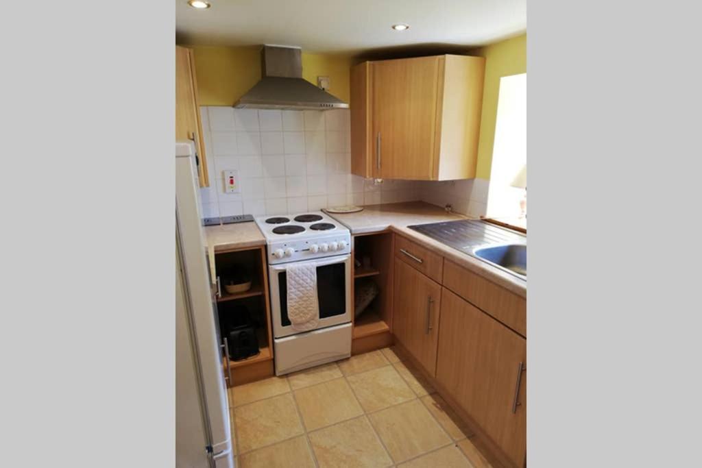 Boghead Cottage: In Royal Deeside * Banchory