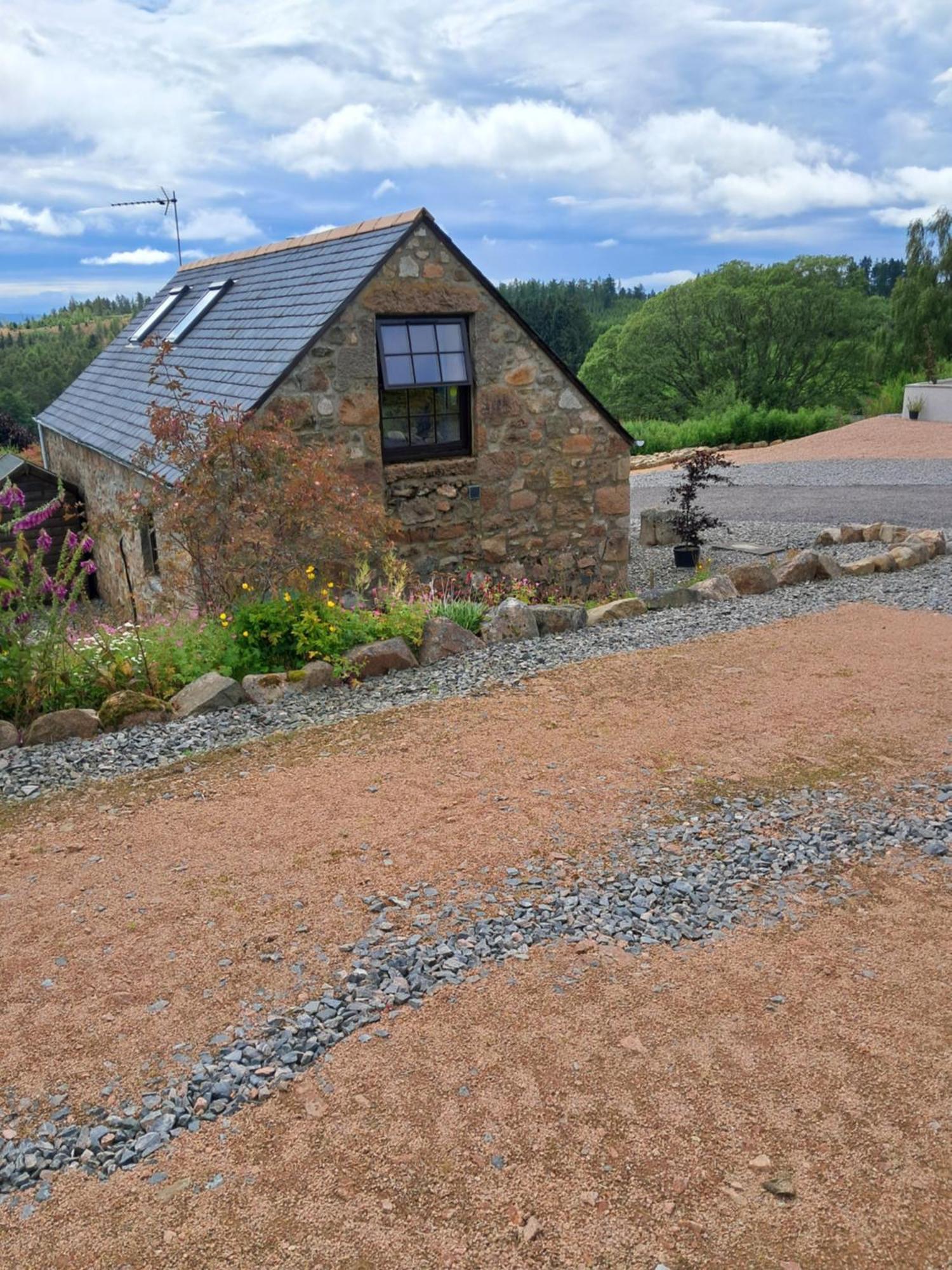 Boghead Cottage: In Royal Deeside Apartment *